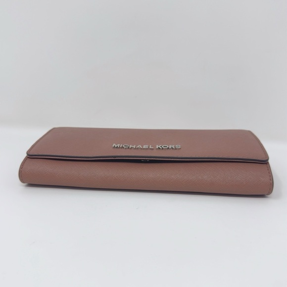 MICHAEL Michael Kors Jet Set Travel Carryall Dusty Rose Saffiano Leather Wallet - Picture 4 of 9